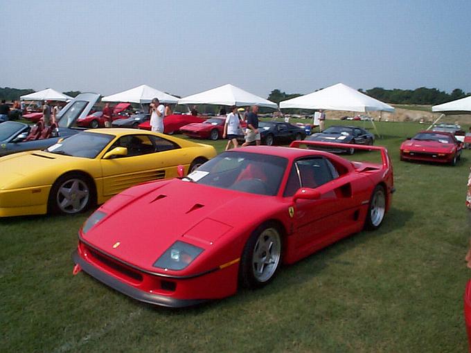 Ferrari F40 Gte. Ferrari F40